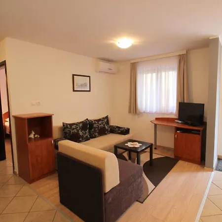 Gogo 2+2 Apartment Novigrad (Istria)