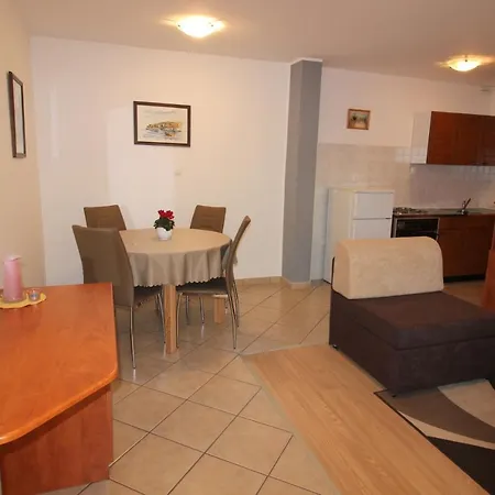 Gogo 2+2 Apartment
